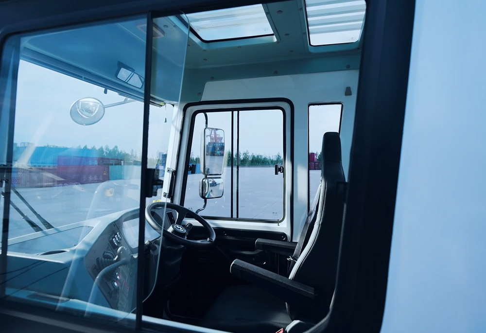 Future of port transport