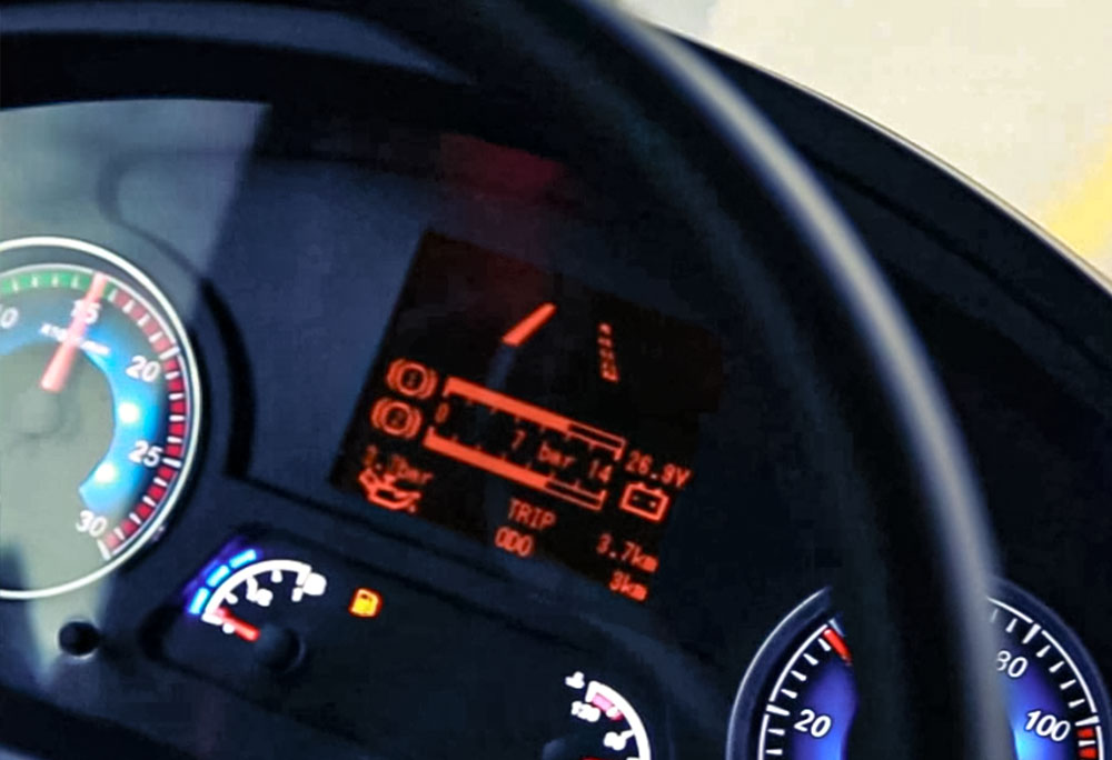 LDWS (Lane departure warning system)